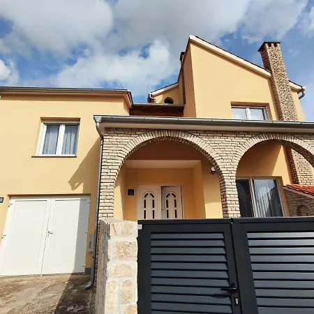 Holiday home Wonderful In